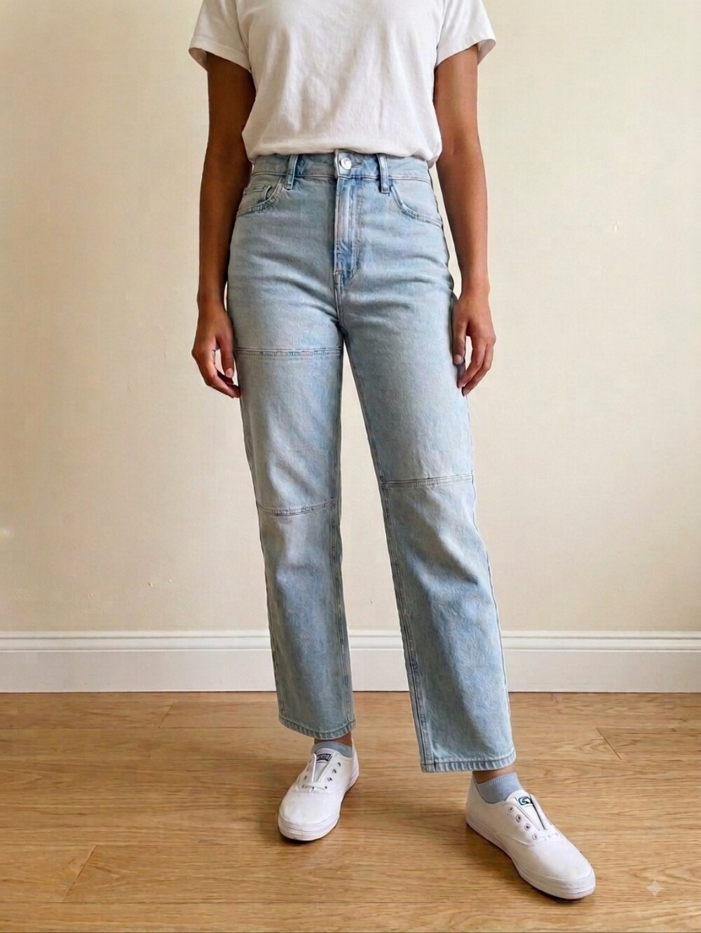 Hollister Curvy Ultra High-Rise Dad Jeans Light Wash - Size 7R / W28 L31